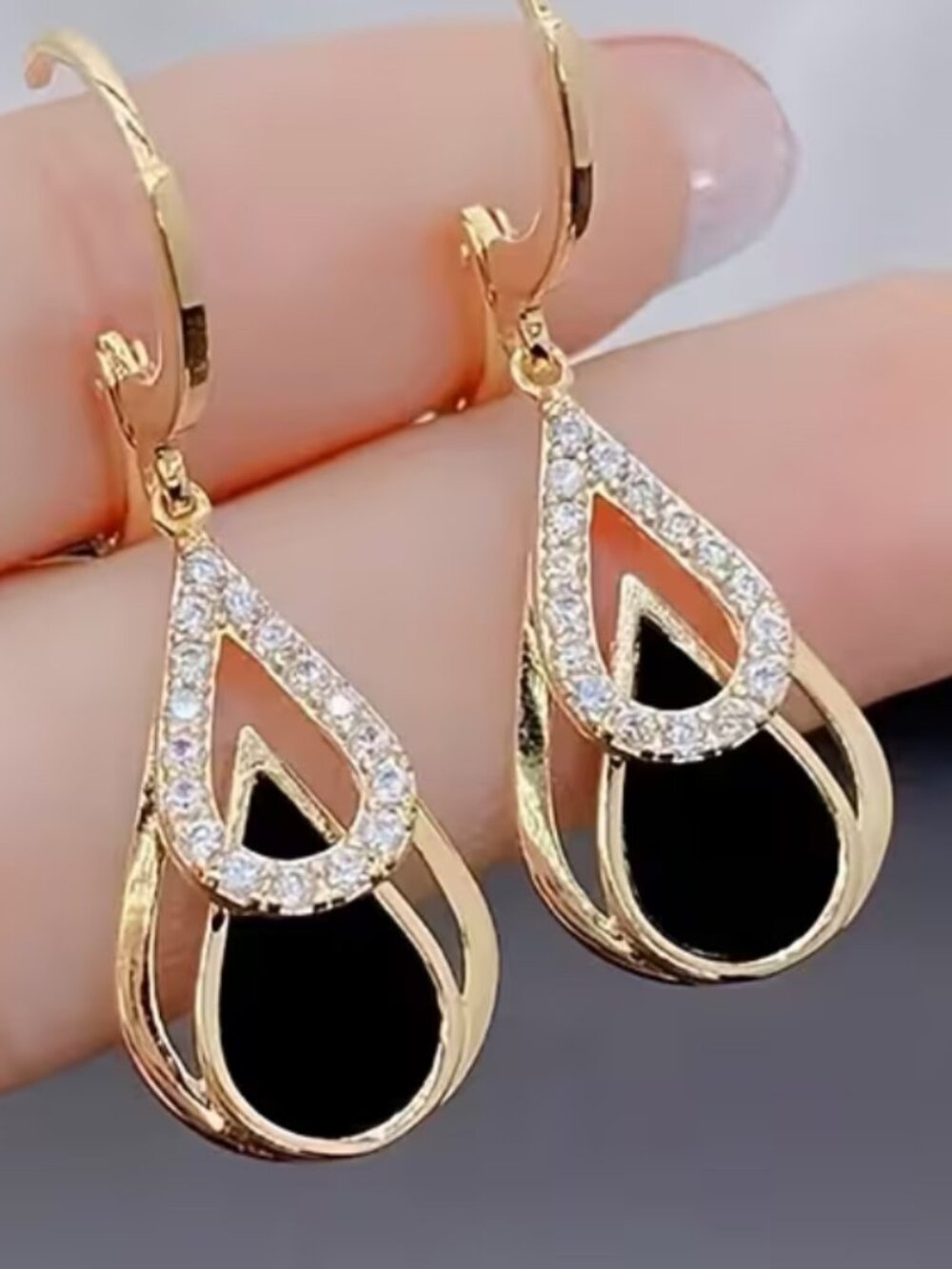 TEARDROP BLACK STONE AND FAUX DIAMOND EARRINGS